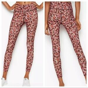 Victoria’s Secret Sport High Rise Jewel Print 7/8 Leggings Size Medium